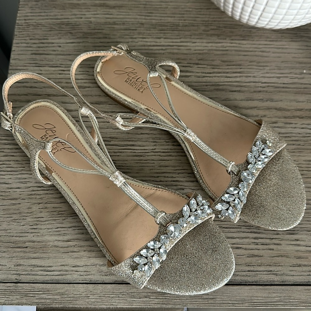 Jewel by badcley mischka